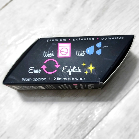 Mini Black Make Up Eraser - Picture 2 of 5